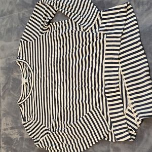 Striped Size M 3/4 length sleeve Asymmetrical shirt
